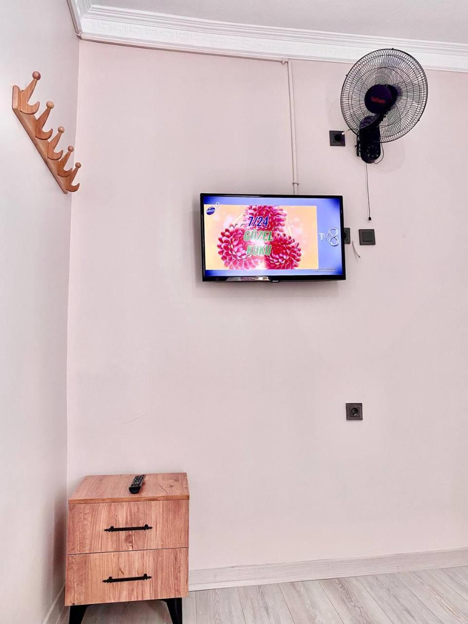 Mimen Hostel Istanbul Exterior photo