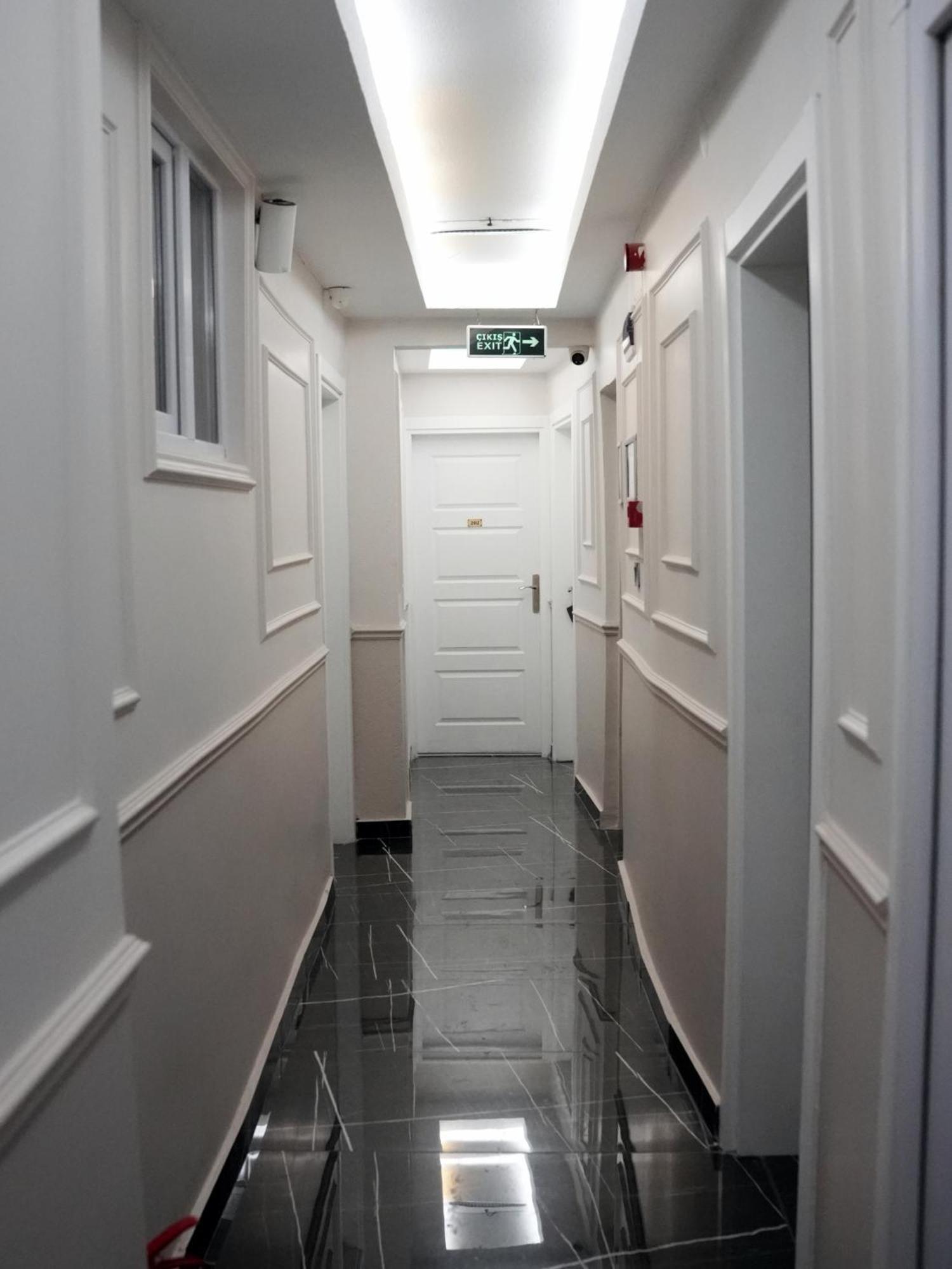 Mimen Hostel Istanbul Exterior photo