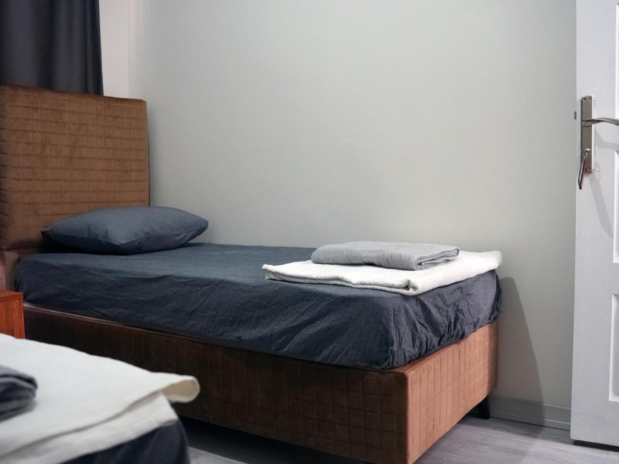 Mimen Hostel Istanbul Exterior photo